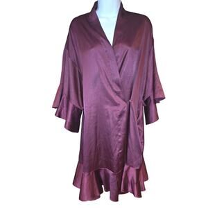 Victoria's Secret plum purple, satin,‎ 3/4 ruffled sleeved, hem sexy robe sz XS